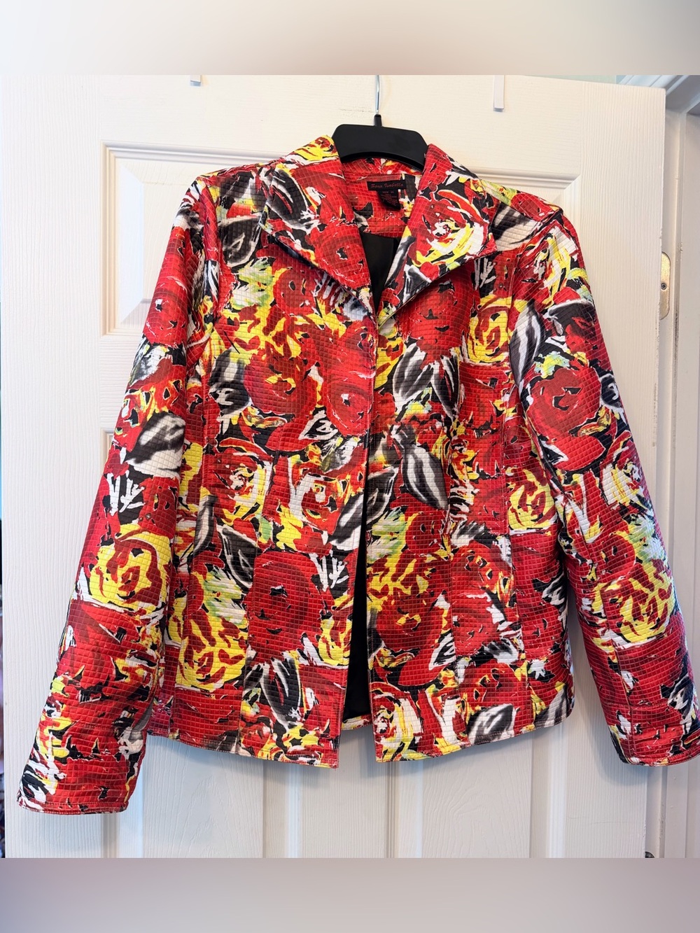 Sara Isabella Floral Quilted Red Jacket - Women